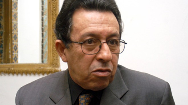 مقداد سيفي يشارك في ندوة الانتقال الديمقراطي