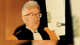 إعادة ثلاثية مولود معمري إلى لغة كاتبها