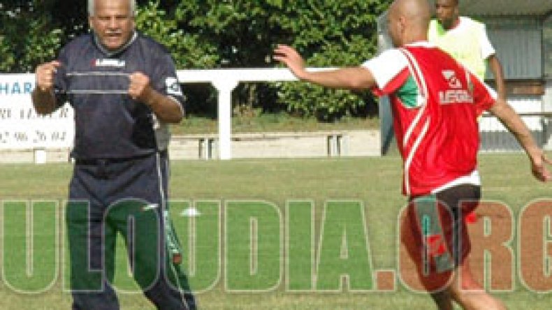 العميد يجري الثلاثاء ثاني اختبار له أمام فان الفرنسي