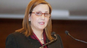 تناقض خطاب القمة سيُغرق القاعدة؟