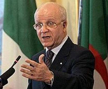 Mourad Medelci : « L'Algérie est à l'abri des événements qu'ont connus la Tunisie et l'Égypte »