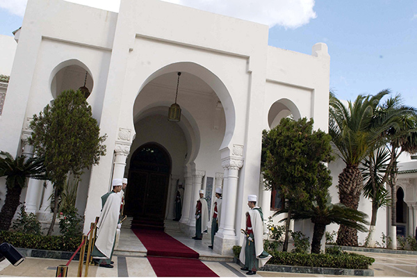 Constitution drafted in French, Presidency should rectify translation mistakes, Law Experts say