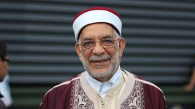 “إمام محسوب على التيار السلفي حرّض عليّ وكفّرني أمام الملأ”