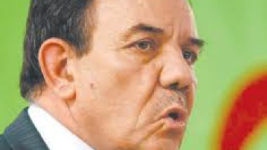 Moussa Touati met en garde contre “une manœuvre de déstabilisation” du FNA