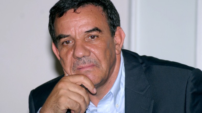 تواتي: تعديل الدستور ظرفي ولخدمة مصالح ضيقة