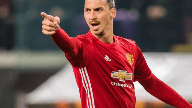 إبراهيموفيتش أول لاعب يدافع عن سبعة أندية قاريا