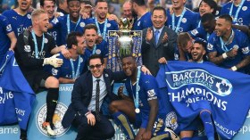 محرز يحتفل بنيل لقب “البريمرليغ” في أجواء خالدة