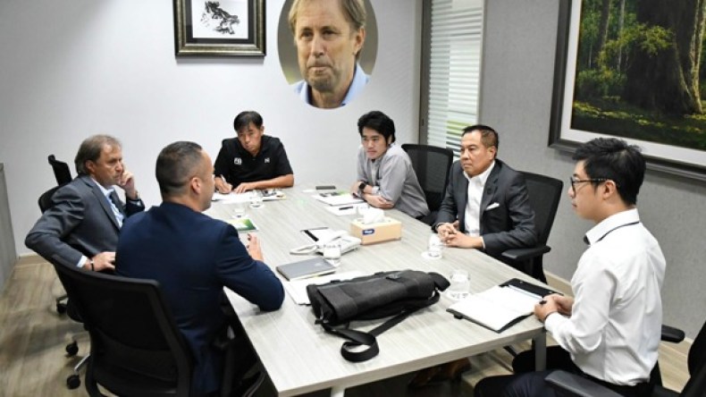 راييفاتش مُدرّبا لِمنتخب تايلاندا