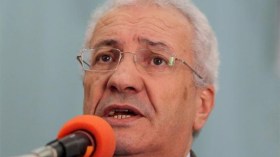 نجاح “حوار الجيش” يتطلب إبعاد رئيس الدولة وحكومته