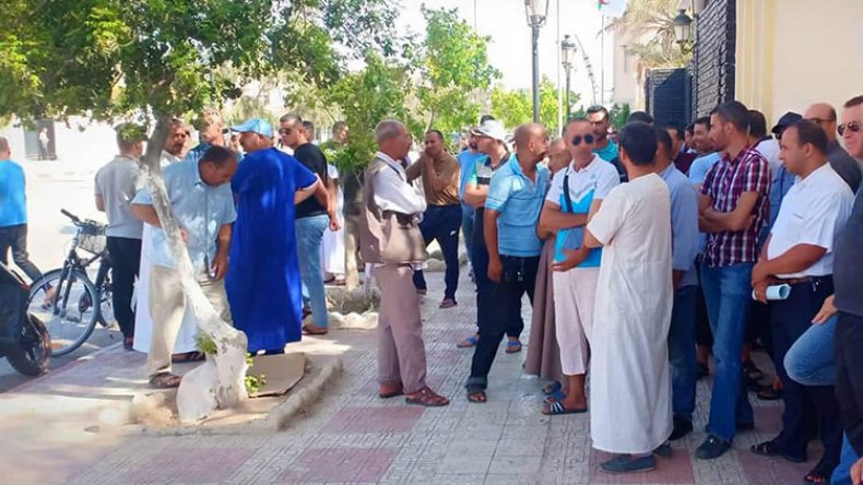 مكتتبو ألف سكن ترقوي مُدعم يحتجون في المسيلة