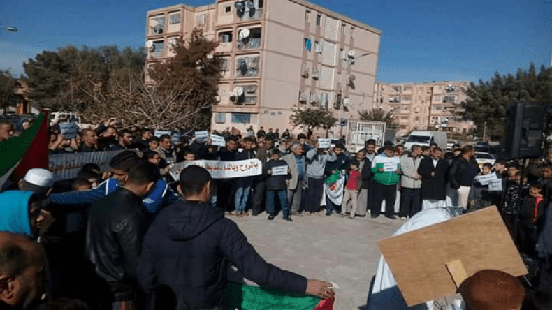 جزائريون بصوت واحد: القدس عاصمة فلسطين