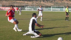 مناوشات بين همامي وبورواق كادت توقف اللقاء