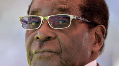 Mugabe démissionne après 37 ans de pouvoir