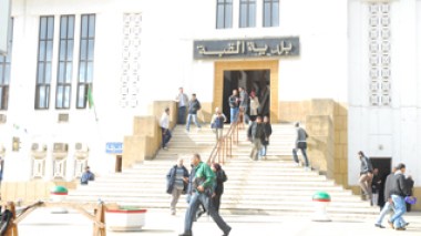 Algeria: Thousands of municipality workers to stage sit-in out of Presidentâ€™s Office