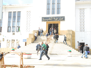 Algeria: Thousands of municipality workers to stage sit-in out of Presidentâ€™s Office