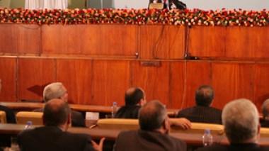 Government to stop twining cooperation between Algerian towns and foreign ones.