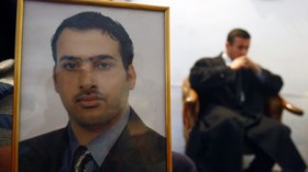 عُدي الزيدي يكشف للشروق: طردونا من المحكمة لأننا أردنا ضرب القاضي بالحذاء