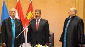 مصدر عسكري مصري: صمود الجماهير سيعيد مرسي للحكم