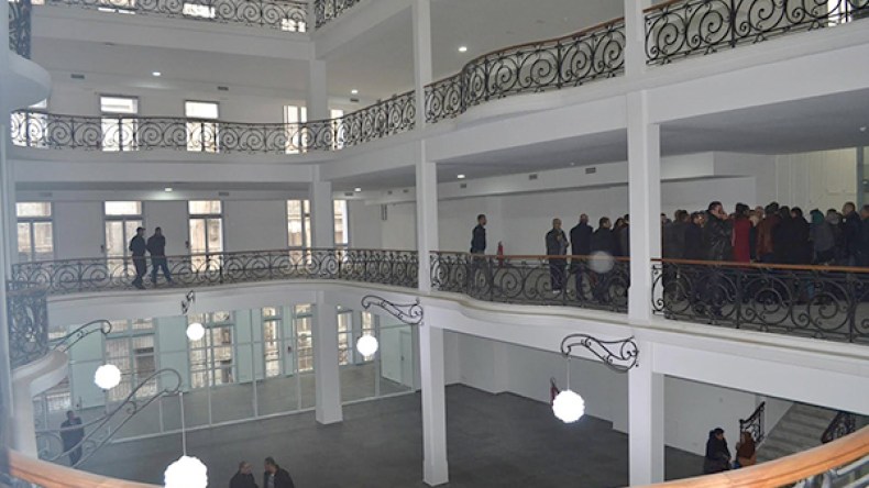 ميهوبي يمهل مدير متحف وهران شهرين لتجهيزه وفتحه أمام الزوار