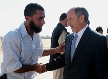 Libye: Abdeljalil appelle à une reddition pacifique des kadhafistes