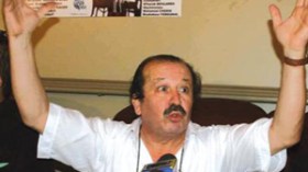 “عندما دعاني بوتفليقة على الفايس بوك ارتبكت ولم أرفض”