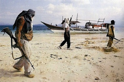 L’Ambassade de Jordanie reçoit les familles des marins et transmet leurs messages