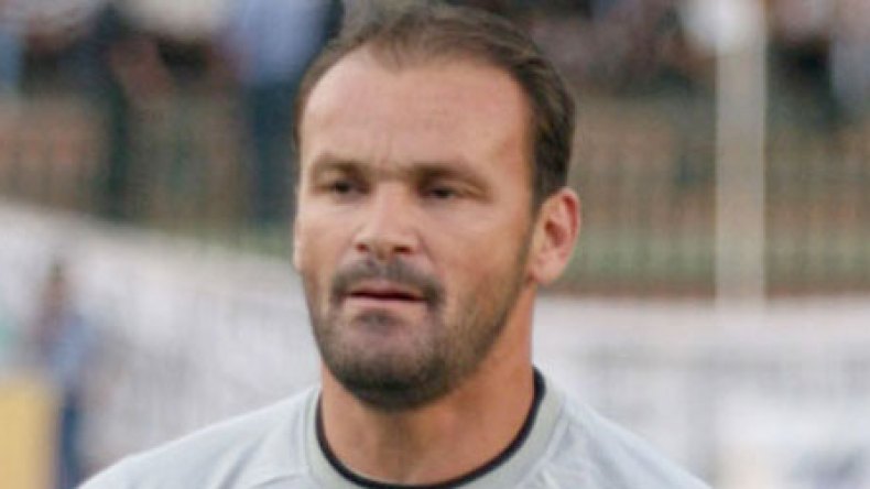 عواد ومزايير يوقعان للحمراوة