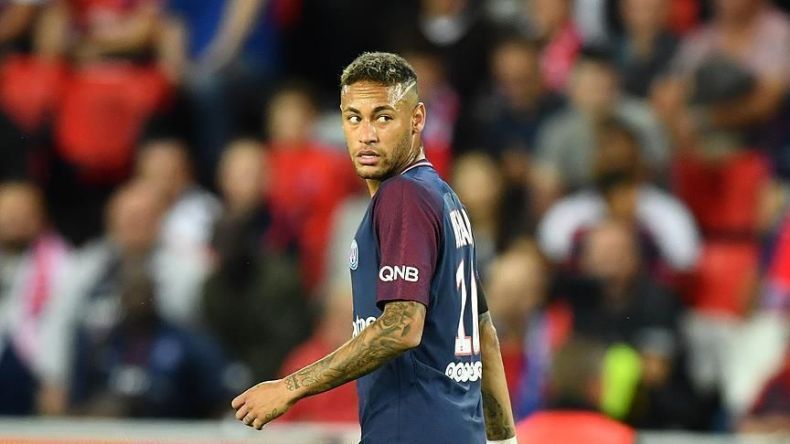 3 أسباب حرمت نيمار من سباق الكرة الذهبية