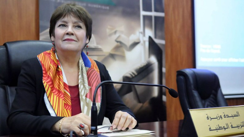 بن غبريط تدافع عن حصيلة نتائج التلاميذ في الفصل الأول