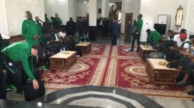 وصول منتخب نيجيريا إلى الجزائر