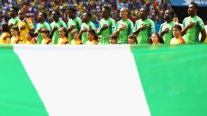 الفيفا تجمّد نشاطات اتحاد الكرة النيجيري