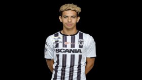 جلسة مرتقبة لحسم مستقبل أيت نوري مع الجزائر