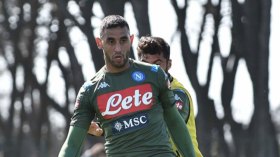 “مناجير” غلام يتفاوض مع فريق إنجليزي