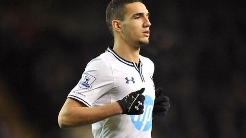 بن طالب: تعلّمت التواضع والتضحية من والدي سائق الحافلة وأمّي المنظّفة