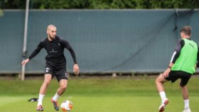 بن طالب في مُفترق الطرق