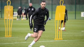 مدرب نيوكاسل: لا يُمكن الضّغط على بن طالب الغائب منذ قرابة سنة