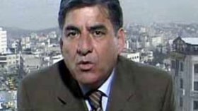 نبيل عمرو: عباس يمثل “عصير الطغاة في العالم الثالث”