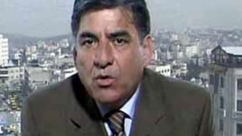 نبيل عمرو: عباس يمثل “عصير الطغاة في العالم الثالث”