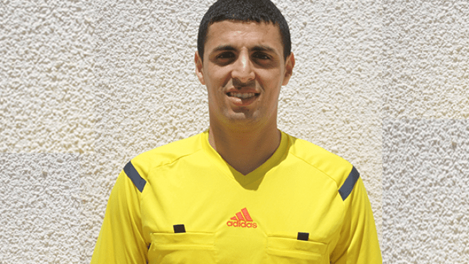 الكاف تعيد الحكم بوخالفة من البوابة الإفريقية