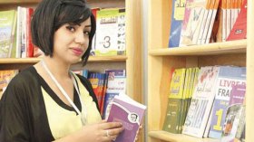 أصغر ناشرة في معرض الكتاب الدولي بالجزائر