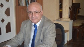 محلل لبناني: محمد السادس وقع فريسة لفخ نصبه له ترامب