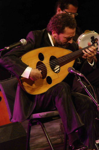 The international artist Nacir Chamma on his fourth visit to Constantine to check on the home of lute