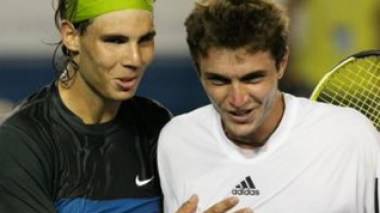 Nadal, Serena spearhead push to tennis semi-finals
