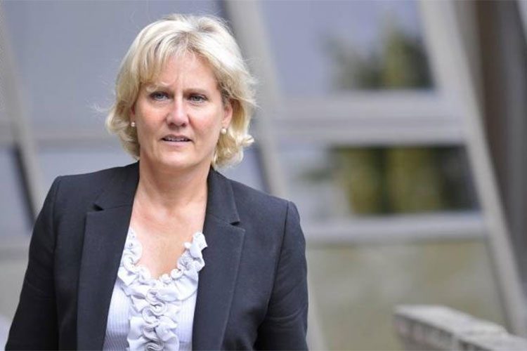 Nadine Morano: «Les Algériennes voilées doivent retourner en Algérie»