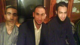 بلحاج لا يحب الأضواء وفضّل الزواج بجزائرية على شقراوات انجلترا