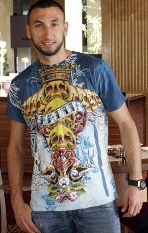 Flying eagle Nadir Belhadj to Echorouk: â€œMy injury is not dangerous and Iâ€™ll be ready for the World Cup 2010â€