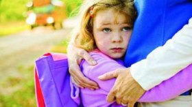 معلمات يلعبن دور الأخصائيات !