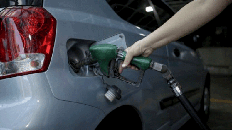 الجزائريون “يدّخرون” مصاريف 40 ألف طن من الوقود!