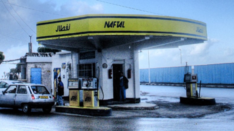 الحكومة تقرر إنهاء احتكار نفطال لتوزيع المشتقات النفطية