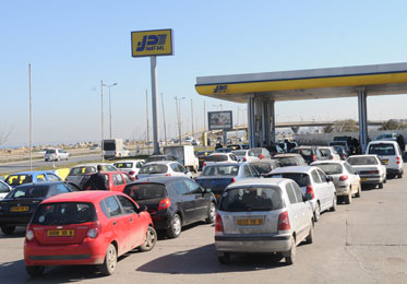 Crise de carburant dans le pays du pétrole